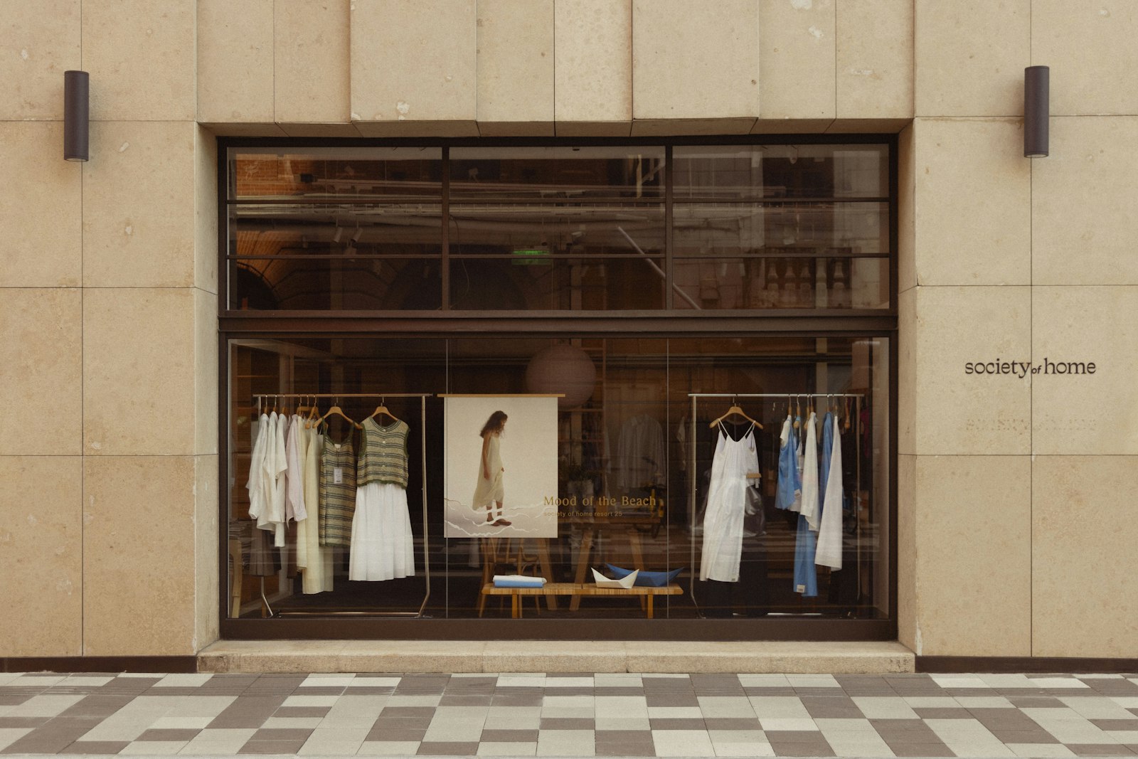 The Secondhand Boom of 2026: Why Buying Pre-Loved Is the Smartest Way to Rebuild Your Wardrobe After a Big Life Change